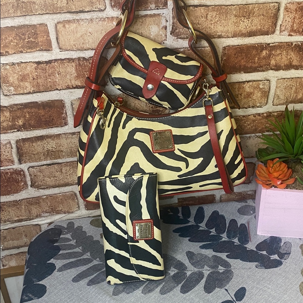 Dooney & Bourke Black & Cream Zebra Print Shoulder Bag with wallet & coin pouch